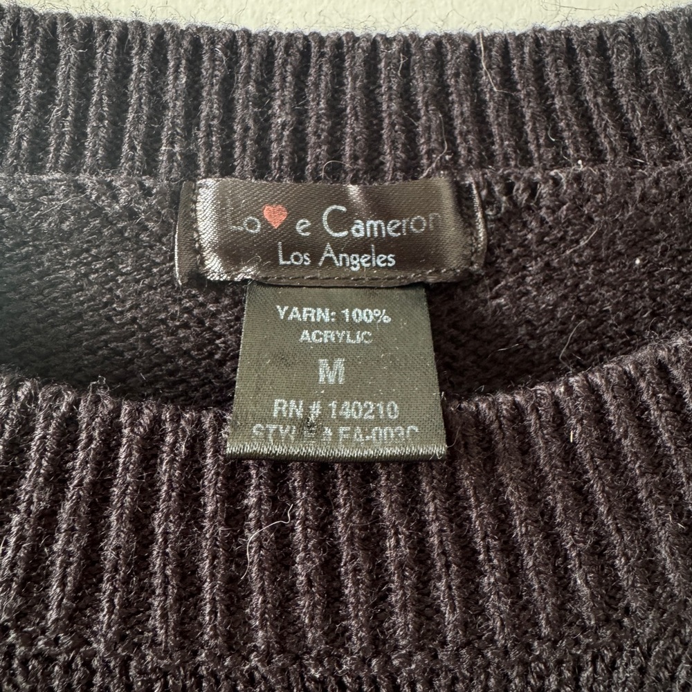 Elegant Black Crew Neck Sweater - Picture 3 of 6